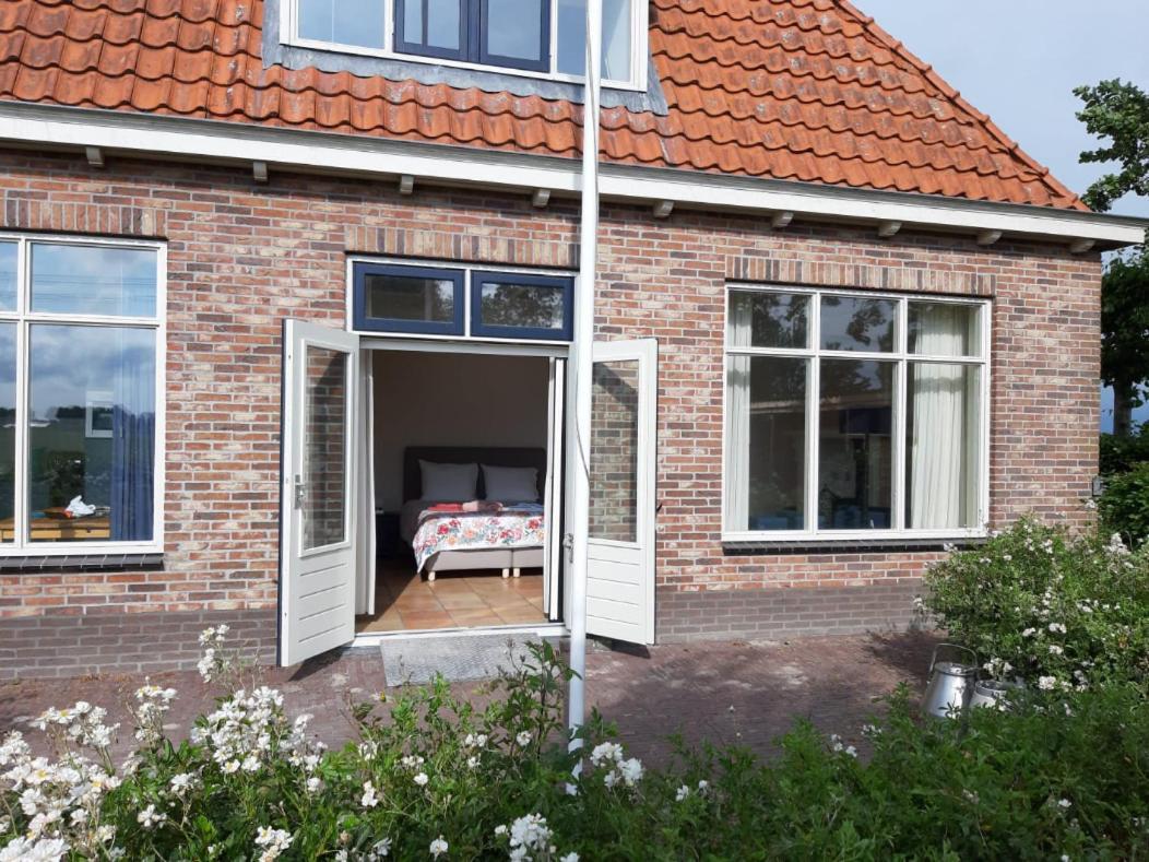 Luxe Gastenverblijf In Het Hart Van Friesland Akkrum Eksteriør billede