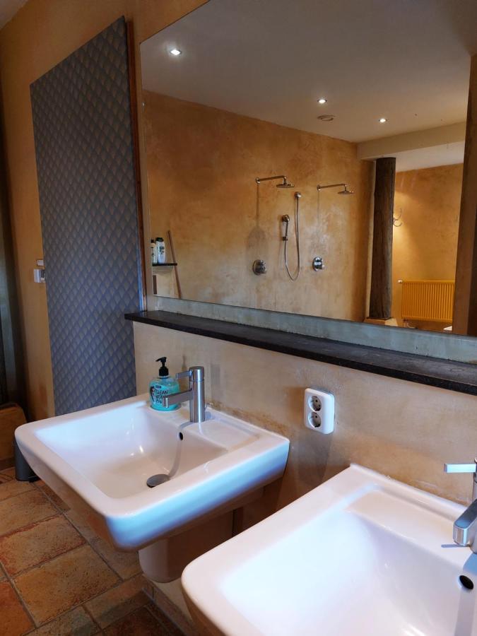 Luxe Gastenverblijf In Het Hart Van Friesland Akkrum Eksteriør billede